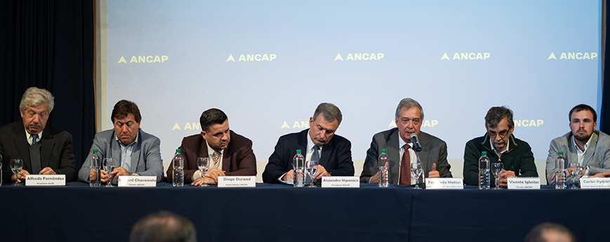 ANCAP anunció nuevas medidas de colaboración con el sector ganadero ante el déficit hídrico